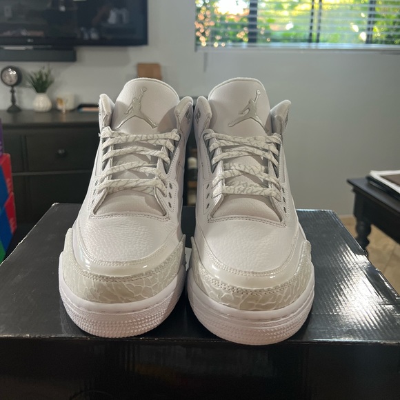 JORDAN 3 SILVER ANNIVERSARY RARE ‼️ - Picture 3 of 6